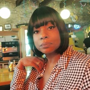 Meet your Posher, Aneika